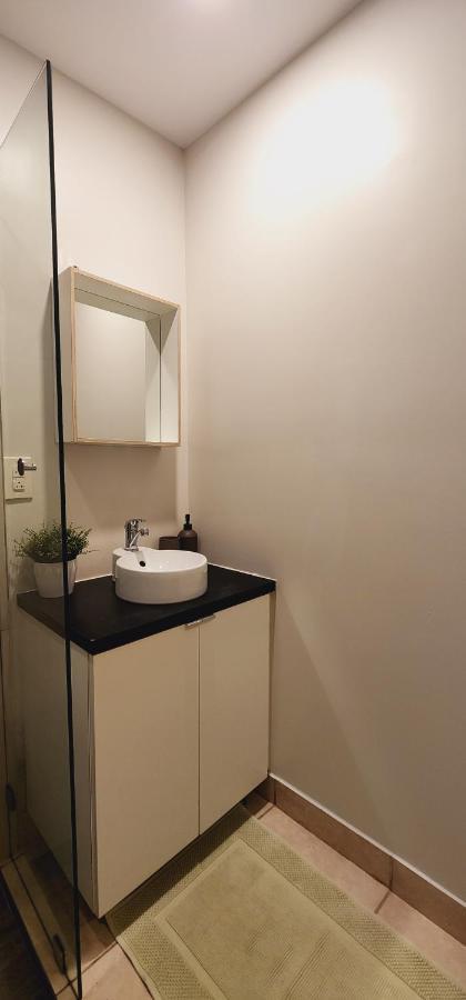 Private Aparment Studio In The Hard Of Miami Unit # 6 Opa-locka Bagian luar foto