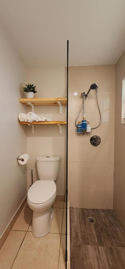 Private Aparment Studio In The Hard Of Miami Unit # 6 Opa-locka Bagian luar foto