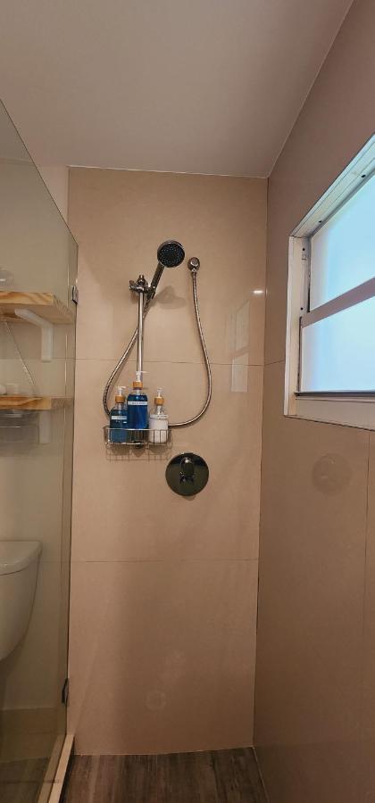 Private Aparment Studio In The Hard Of Miami Unit # 6 Opa-locka Bagian luar foto