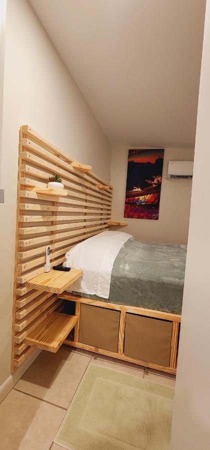 Private Aparment Studio In The Hard Of Miami Unit # 6 Opa-locka Bagian luar foto